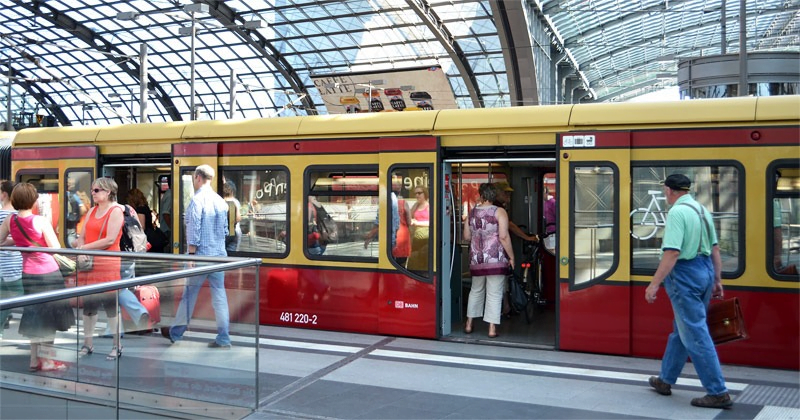 s-bahn-hbf800x420-dOqbNKbzRNI0Wy